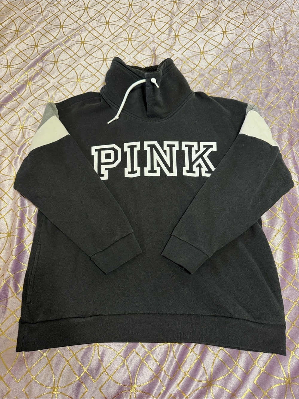 💥 Victoria's Secret PINK Black Hoodie with White Logo Trim (small stain)